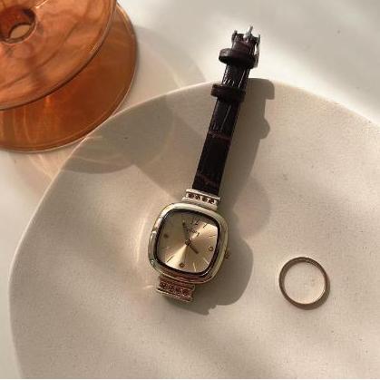 DF112 - KOOLEY Jam Tangan Wanita KY-IA Vintage Ulzzang Korea Kecil Import Watches