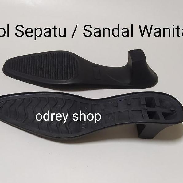 Sol Sepatu Hak Sol Sandal Odrey Ujung Lancip Wanita hak 5 cm Hitam Dennisa