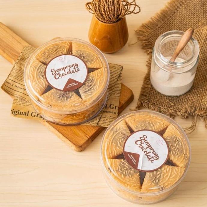 Winwin- Semprong Isi Coklat