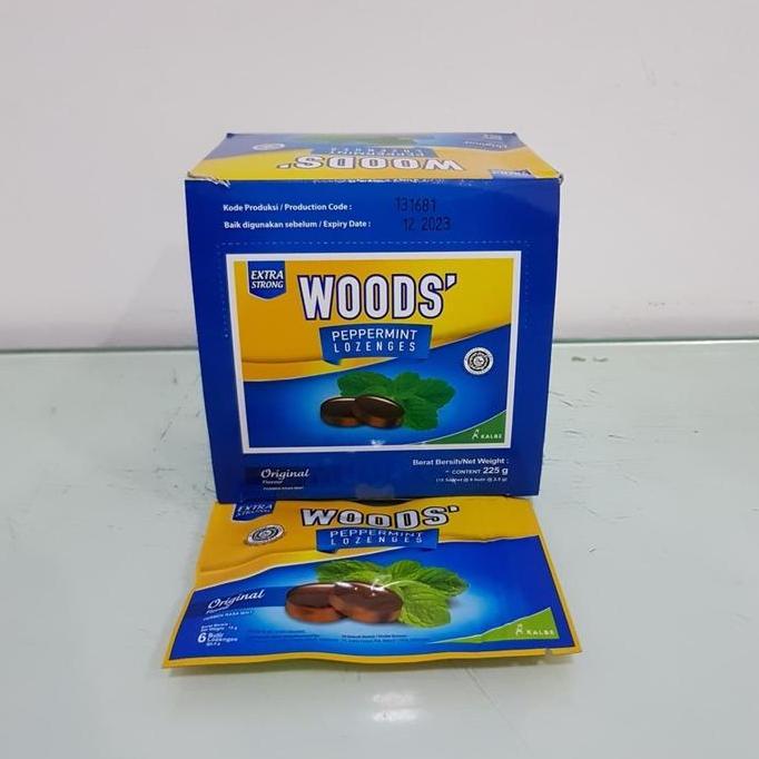 1 Box / Pak Permen Woods Original isi 15 sachet