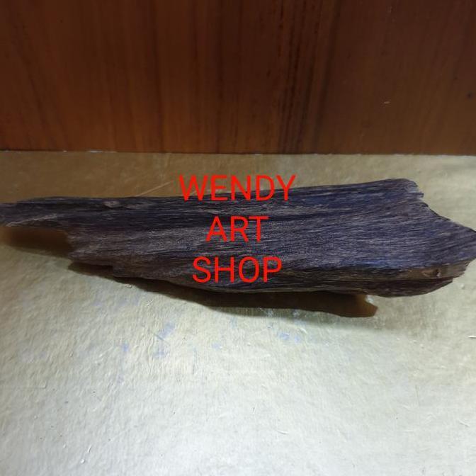 Kayu Gaharu Kalimantan Berkualitas untuk Bahan Dupa