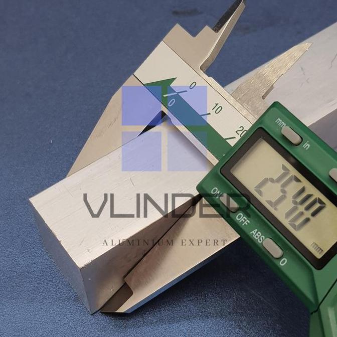 Waare- As Aluminium Kotak 25 Mm X 25 Mm