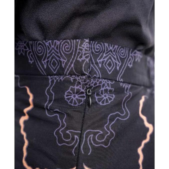 Sedia Laskala X Ivor Sentani Skirt Rok Batik Hitam Panjang | Original 100%