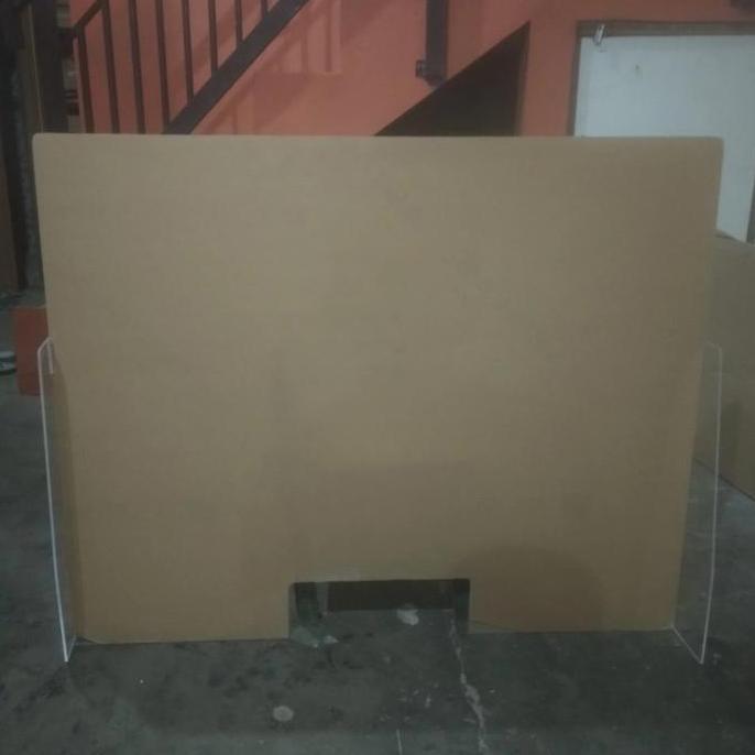 Sekat Akrilik Bening 3 mm