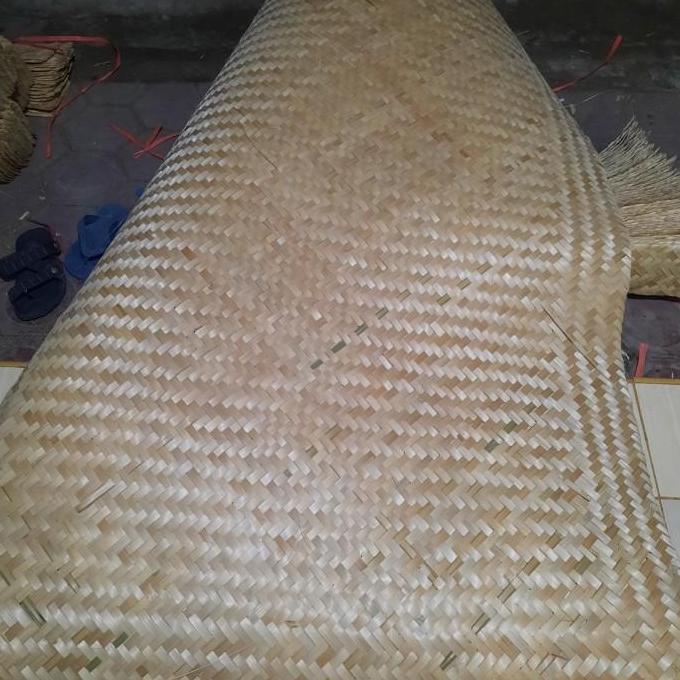 besek anyaman bambu tikar bambu dinding bambu ukuran 190x130 cm