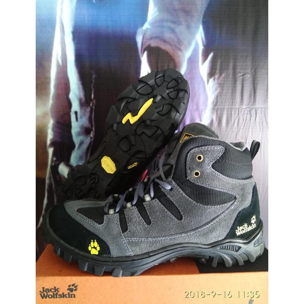 Hot Product Sepatu Gunung Jackwolfskin Jws1, 2 Jack Wolfskin Hiking Tracking Outdoor