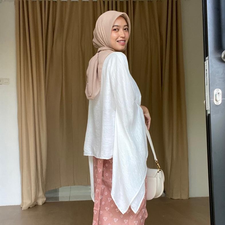 PROMO Karina Blouse - batwing - Baju Kondangan hijab - Baju Pesta - Baju lebaran - Baju Wisuda
