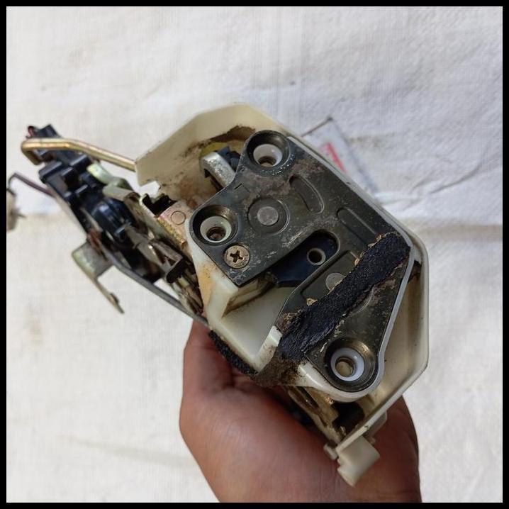DISKON DOORLOCK DOOR LOCK PLUS ACTUATOR PINTU BELAKANG KIRI L SUZUKI BALENO NEXT G ATAU AERIO OLDMOD