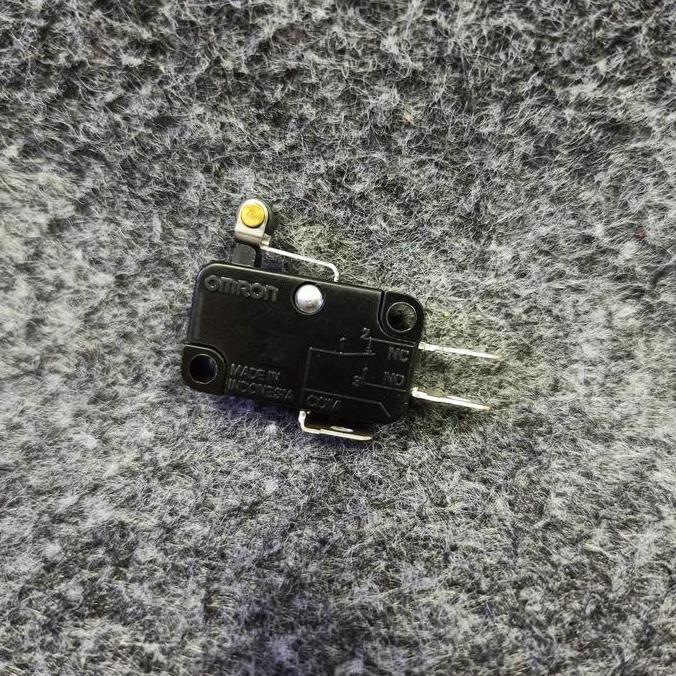 Sale Micro Switch Omron Original + Roda Tuas Pendek V-155-1A5
