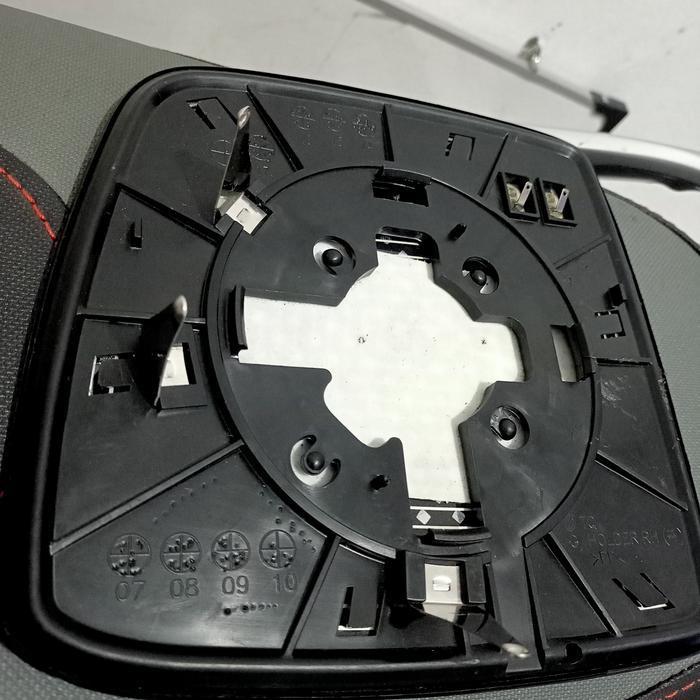 Kaca Spion Hyundai H1 Spion Hyundai H1 Original Dan Terpercaya