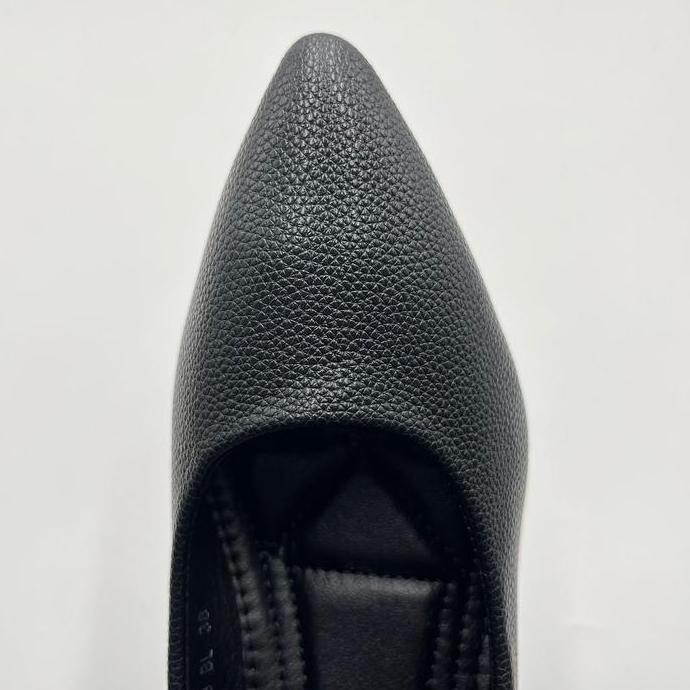 SALE Laviola 4283 FLT - Sepatu Pantofel Wedges Wanita Hak 5 cm Black Heels sepatu  kerja SALE