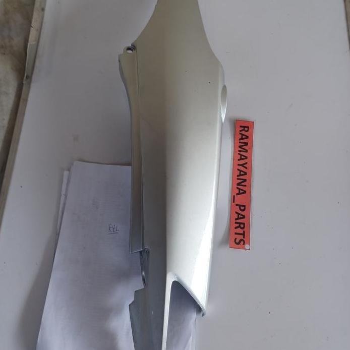 PROMO COVER KANAN SUPRA FIT NEW SILVER 64410KTL690FMH