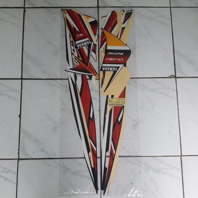 stiker striping body motor xeon rc 125 2013 hitam-kuning