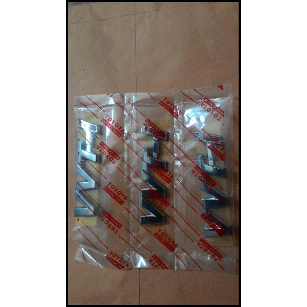 TERLARIS EMBLEM VVTI INNOVA BENSIN ORI 