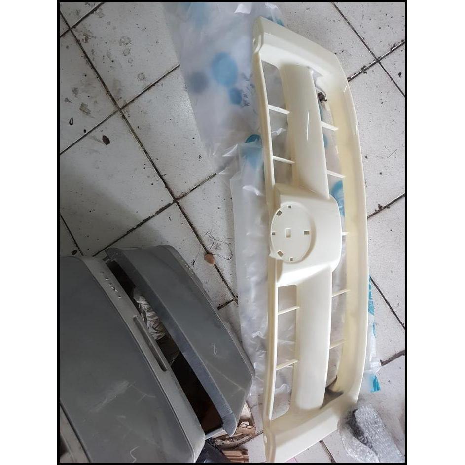 DISKON GRILL INNOVA 2005-2007 