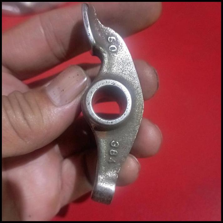 GRATIS ONGKIR TEMPLAR PELATUK KLEP HONDA GL100 CB100 ORIGINAL MADE IN JAPAN ASLI 14431-384-000 