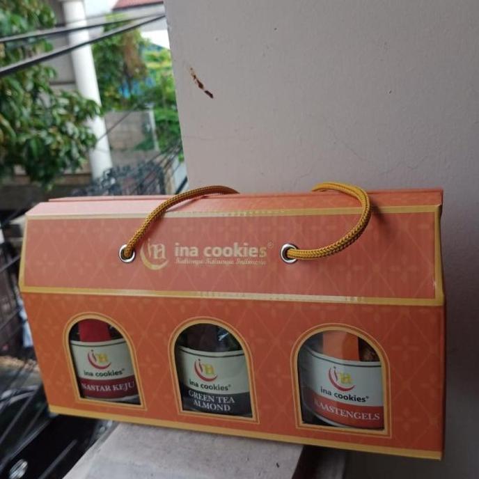 NEW INA COOKIES HAMPERS JAR KACA ISI 3 / PARCEL KUE KERING BOX EXCLUSIVE BEST
