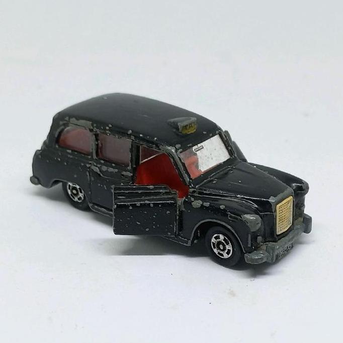 tomica foreign austin taxi cab hitam f56 made in japan loose diecast (s)