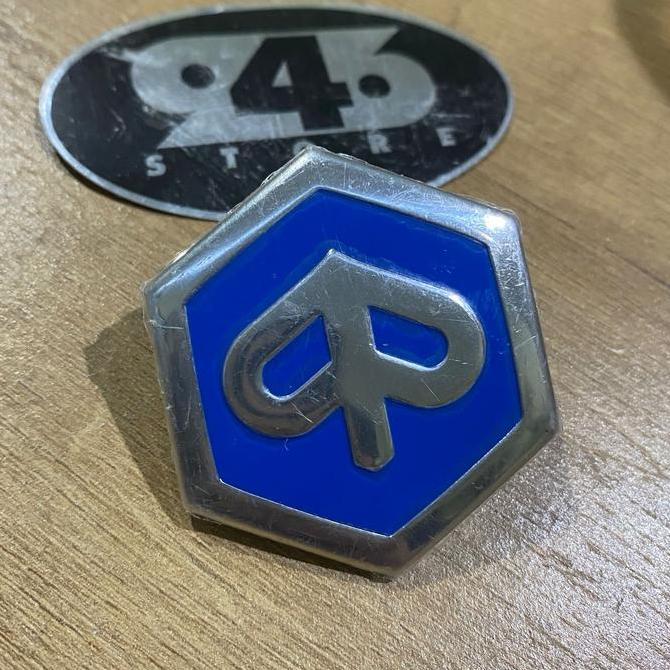 Wheel Dop Plate Velg Depan Chung Piaggio MP3 / Cover Emblem Bodi Depan Liberty Original PREMIUM