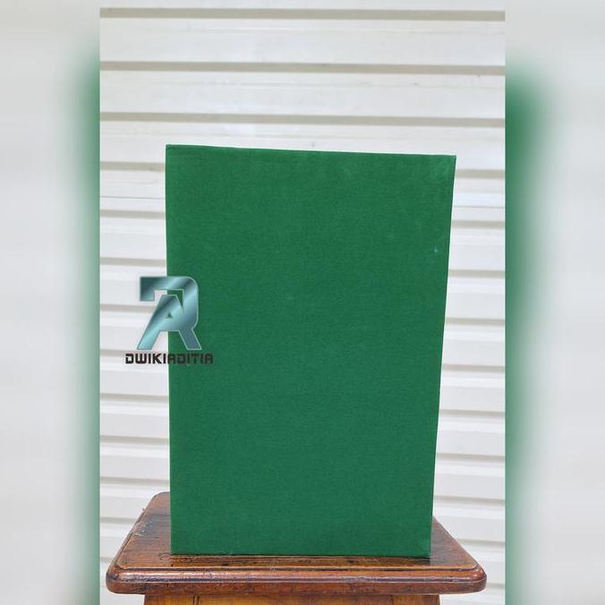 Ready Map Polos/Map Ijazah Bahan Beludru Warna Hijau