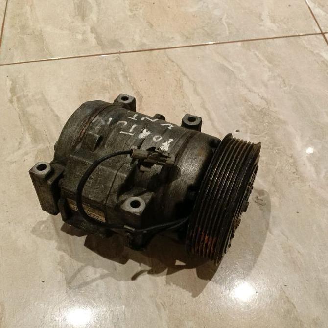 Kompresor AC Fortuner VNT 2500cc 2KD 2010 2012 2013 2014 2015 Original bekas