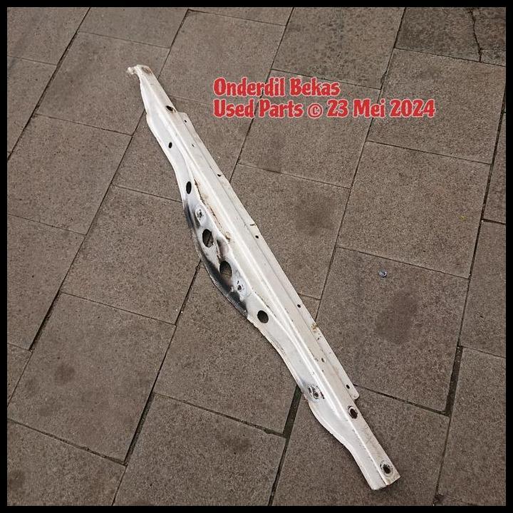 HOT DEAL APRON BULLHEAD RADIATOR SUPPORT TOYOTA CORONA 2000 RT132