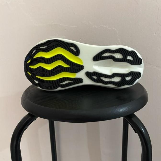 Sepatu Brooks Glycerin Max Grey Black