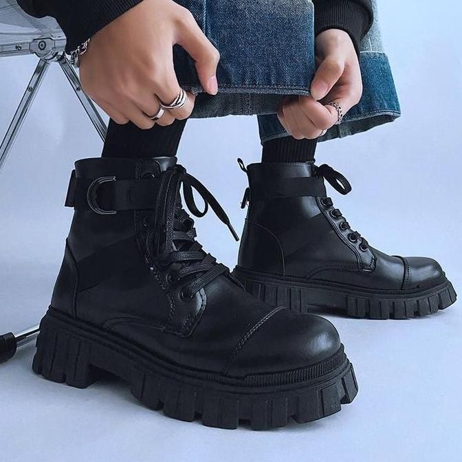 Platform Baru Martin Boots Pria Sepatu Bot Kulit Gaya Inggris 2023