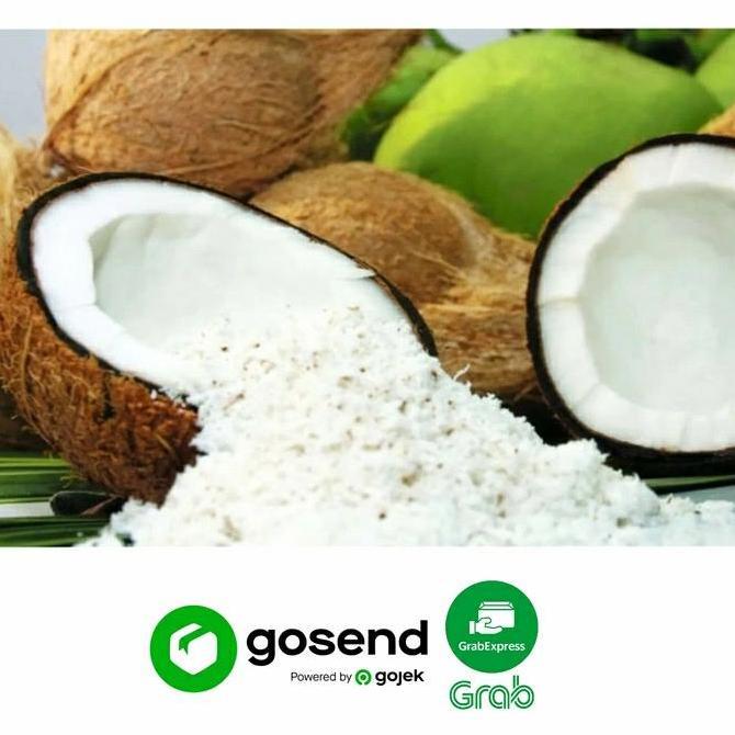 KELAPA PARUT TUA/MUDA SEGAR (1 BUTIR) - SANTAN/PEPES/RAGAM OLAHAN KUE