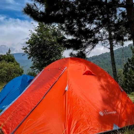 Tenda Camping Outdoor Dobel Layer Kapasitas 4 Orang Frame Aloy