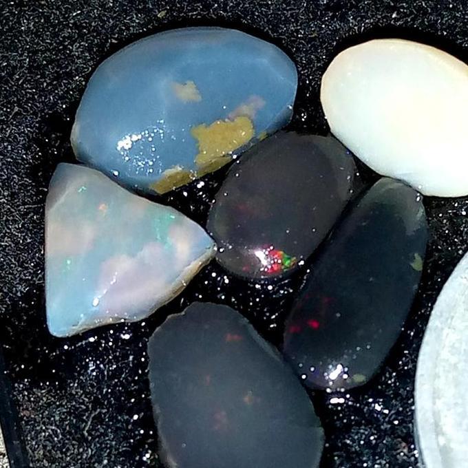batu kalimaya banten black opal indonesia GOL
