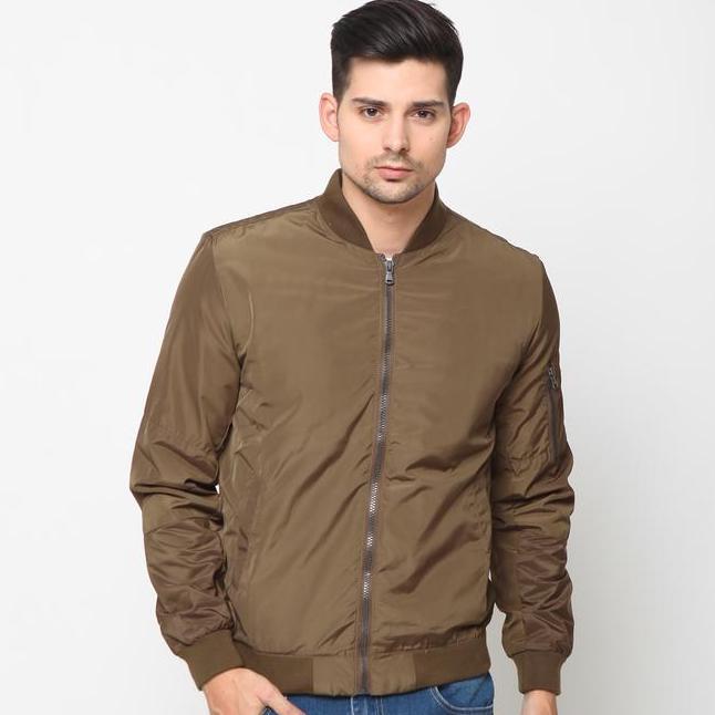 Emba Classic Bertucio Jaket Bomber Pria Material Nylon Regular Fit Casual Parasut