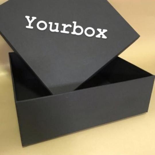 Gift box/ kotak hadiah/ kotak kado/ box hampers/ hardbox/ packaging - HitamTerbatas