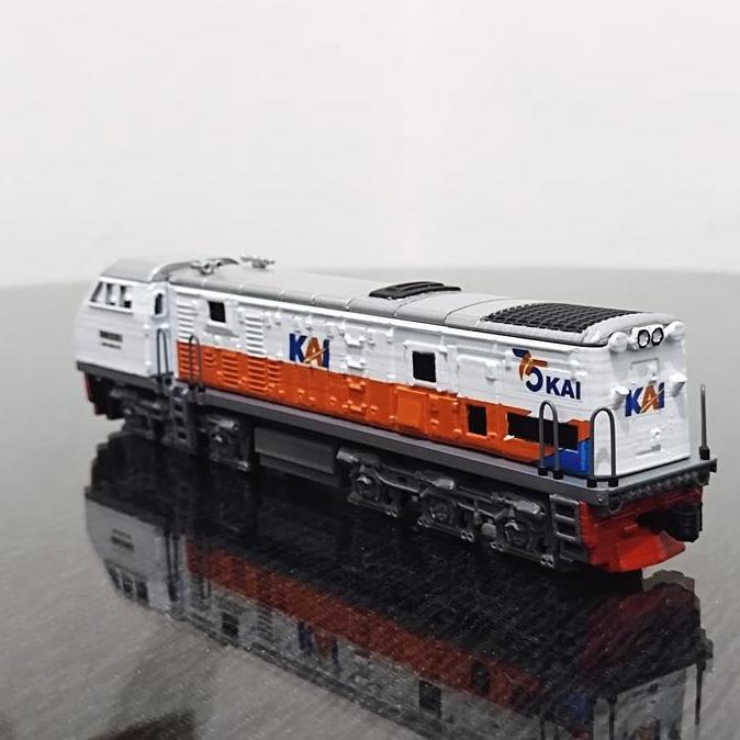 miniatur lokomotif cc203 cc 203 - HO Scale
