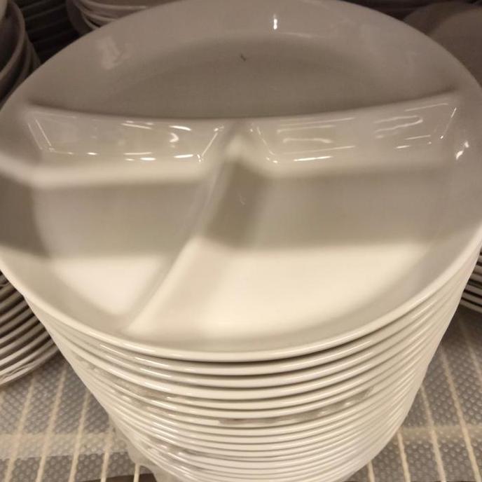 Piring Kaca Keramik Sekat Laut Pauk Putih Polos Cantik Ukuran 22cm GM