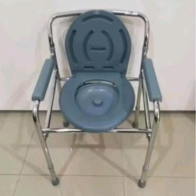 Commode Chair Tanpa Roda / Commode Chair