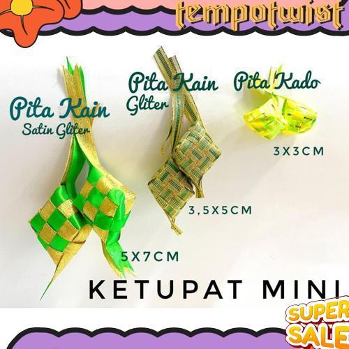 Gercep Ketupat mini/ gantungan ketupat mini/ hiasan ketupat/ ketupat pita mini