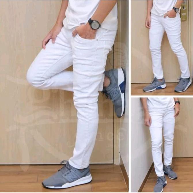 Royal Jeans 86 Celana Jeans Putih Pria Celana Panjang Pria Bahan Soft Jeans Celana Pria Warna Putih 