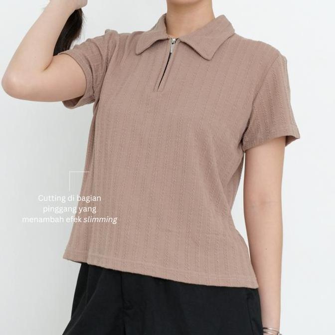 DV197 >> Women - Cali Zip Knit Polo Shirt | Atasan Lengan Pendek Rajut Berkerah Knit Wanita | Polosh