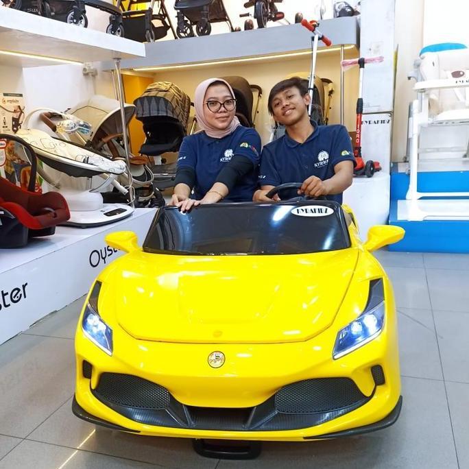 Mainan Mobil Aki La Ferarri 24Volt Pm 7608