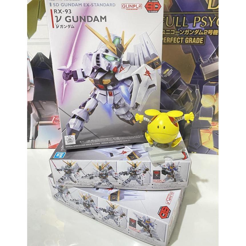 SD Gundam EX-Standard RX-93 vGundam NuGundam