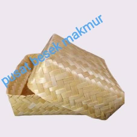 besek bambu 22x22cm sepasang