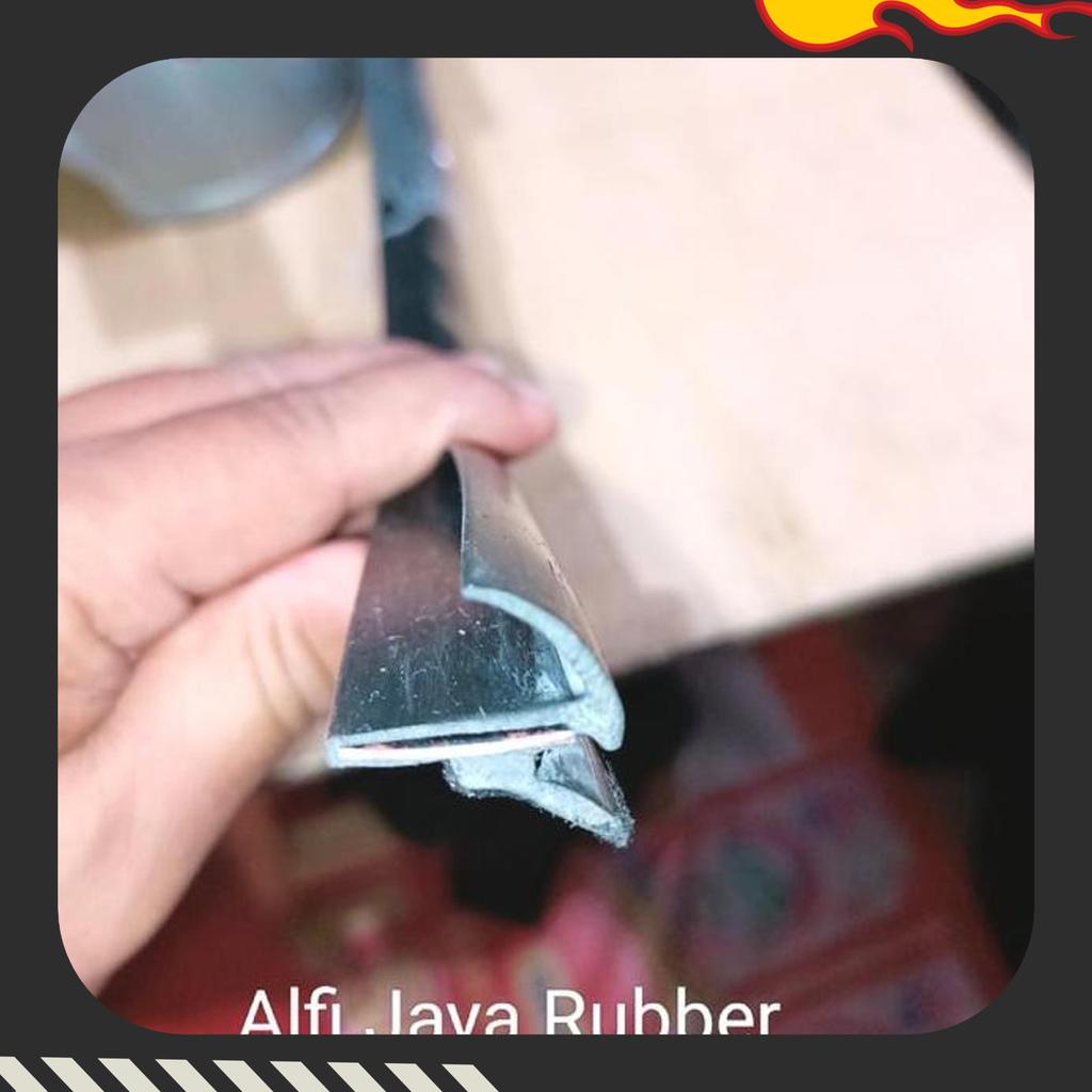 Pelipit Kaca Mobil Kijang Dan Universal