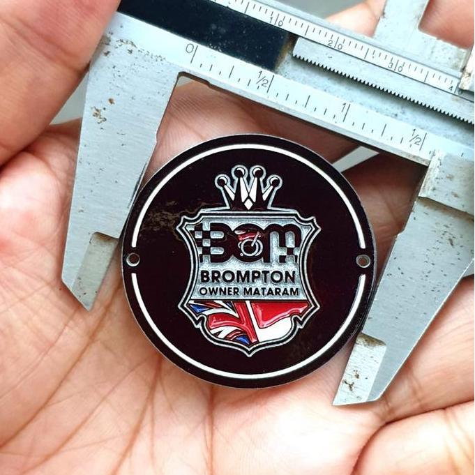 Emblem Custom Mobil Bahan Alumunium. Terlaris