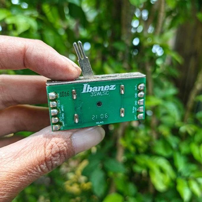 Switch Gitar Ibanez 3SWLSC HH 5 Way