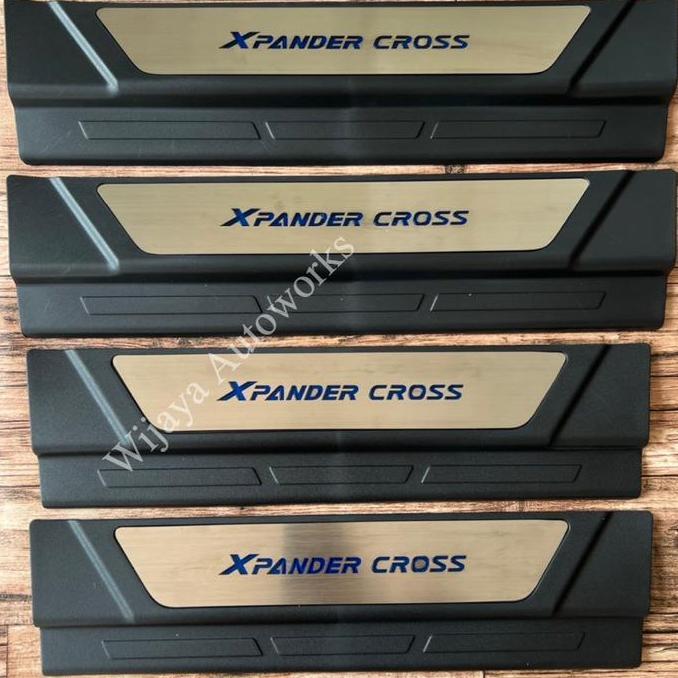 Sillplate Samping Xpander Cross NON LED Pelindung Pijakan Kaki Pintu Mobil Xpander Cross