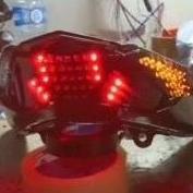 stoplamp lampu stop running dan sein  vario Led running 10 mode auto dan bisa manual, fullset (refle