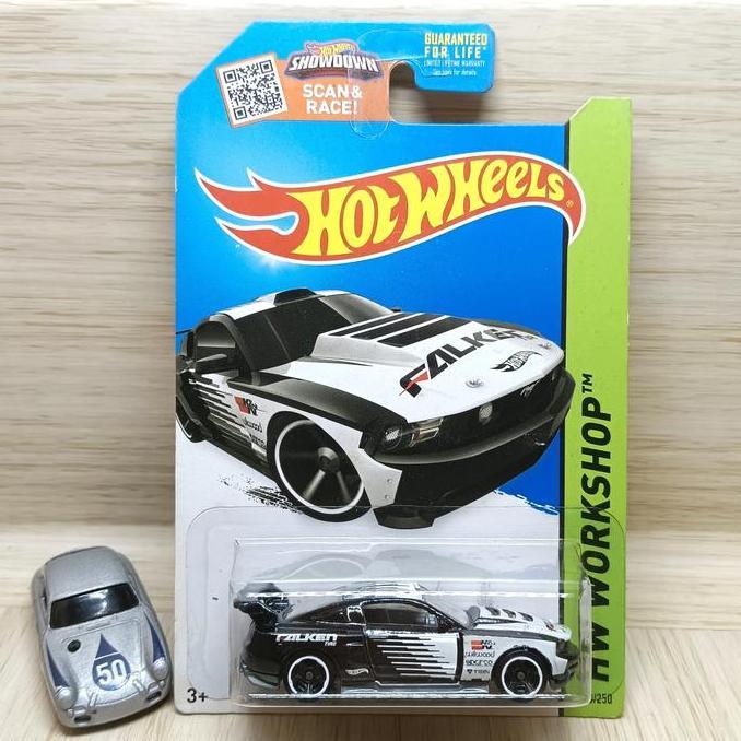 hot wheels custom 12 ford mustang falken hitam exclusive recolor kmart