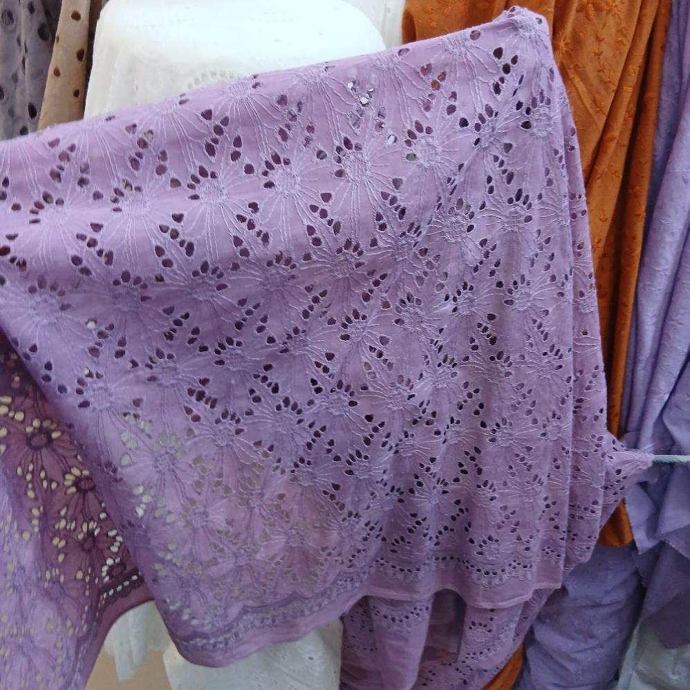 Kain Katun Bordir Bolong Jepang