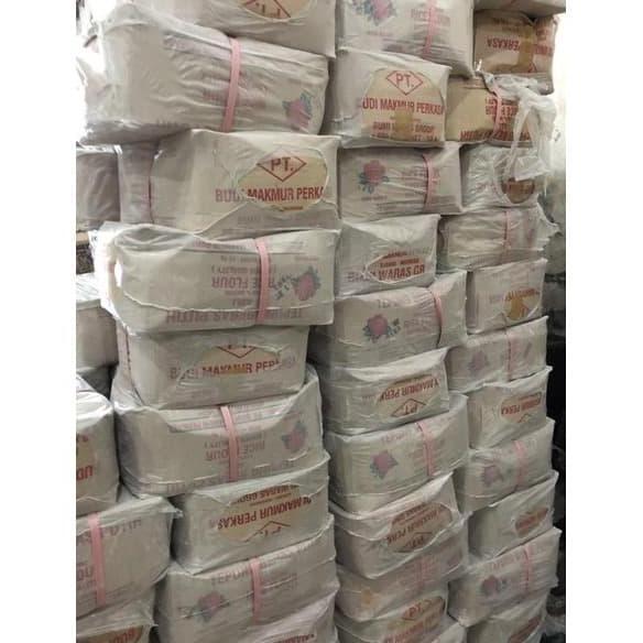 Tepung Beras Rosebrand (1 Dus)